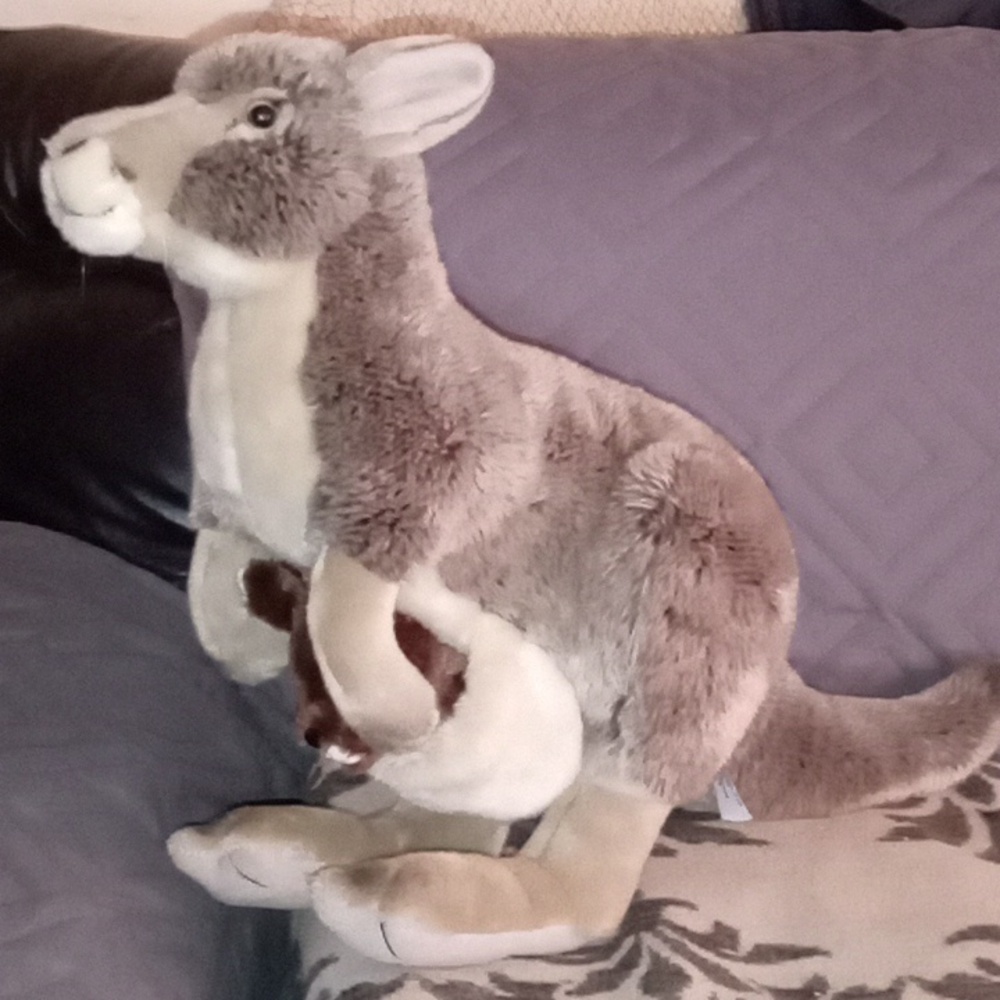 LARGE FAO SCHWARZ Kangaroo 🦘 &  Joey🦘